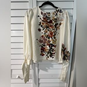 ZARA Floral print long sleeve with wrist bow ties in size Medium
